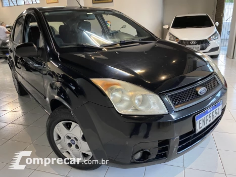 FIESTA 1.6 MPI Class Hatch 8V