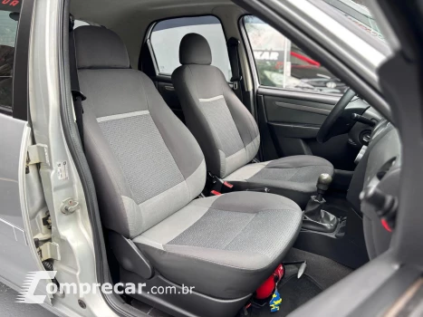 CELTA 1.0 MPFI LT 8V