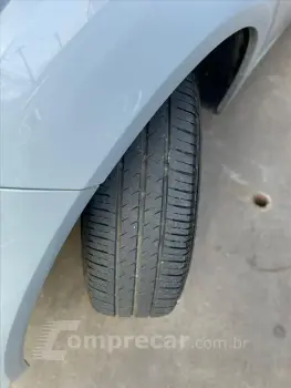 FIESTA 1.0 MPI Sedan 8V