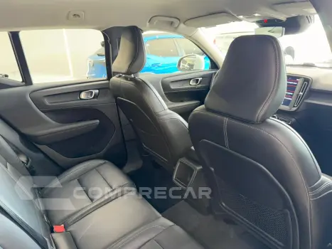 XC40 T4 2.0