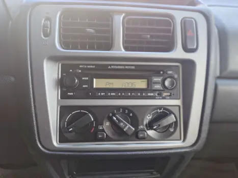 MITSUBISHI PAJERO TR4 2.0 4X4 16V AUTOMÁTICO