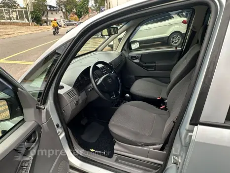Meriva Expres.EASYTRONIC 1.8 FlexPower