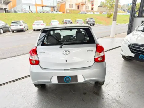 ETIOS XS 1.5 Flex 16V 5p Aut.