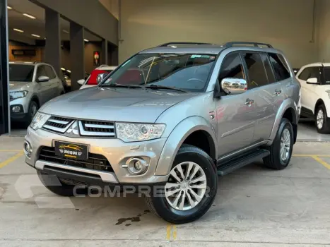 Mitsubishi Pajero 3.5 Hpe 4X4 7 Lugares V6 24V Flex 4P Automático 4 portas