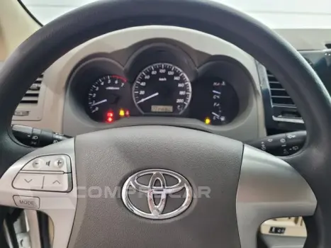 HILUX SW4 - 2.7 SR 4X2 16V 4P MANUAL