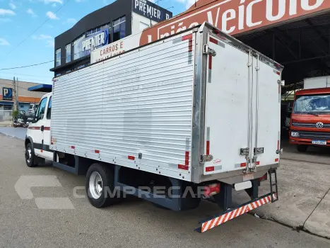 Daily 70c16 Massimo 7 Lugares + Baú