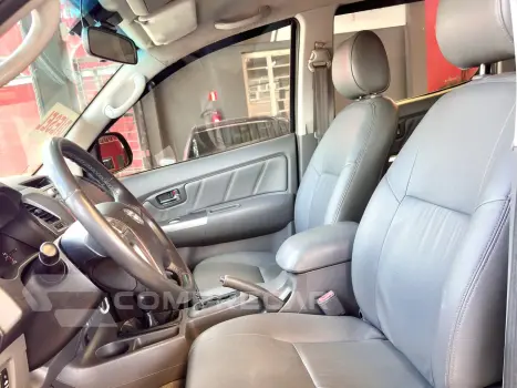 HILUX 3.0 SRV 4X4 CD 16V TURBO INTERCOOLER DIESEL 4P AUTOMÁT