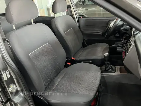 CLASSIC 1.0 MPFI ADVANTAGE 8V FLEX 4P MANUAL