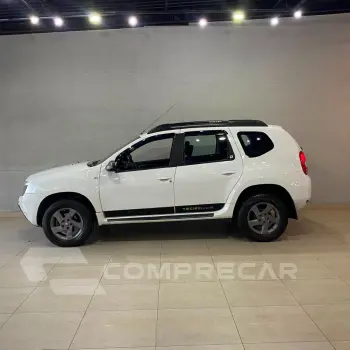 DUSTER TECHROAD 2.0 Hi-Flex 16V Aut.