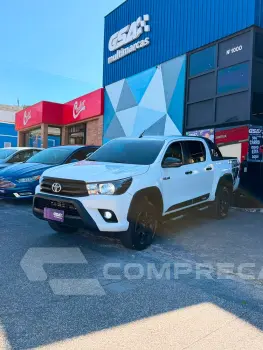 Toyota Hilux CD SR CHALL. 4x4 2.8 TDI Dies Aut. 4 portas