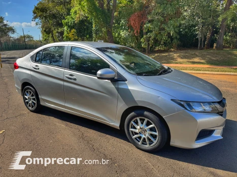 CITY 1.5 DX Sedan 16V