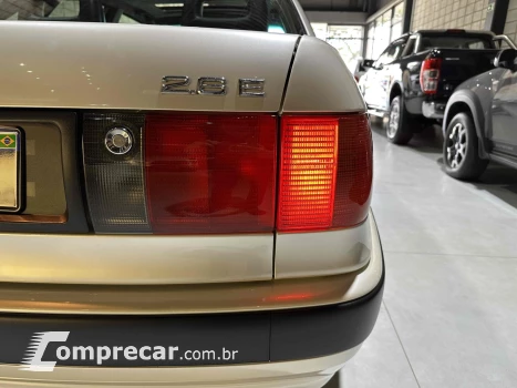 80 2.6 E V6 GASOLINA 4P AUTOMÁTICO