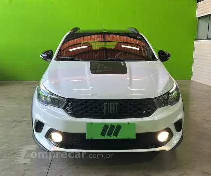 Fiat ARGO 1.3 Firefly Trekking 4 portas