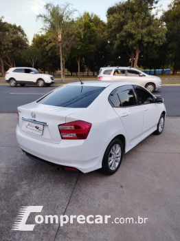 CITY Sedan LX 1.5 Flex 16V 4p Aut.