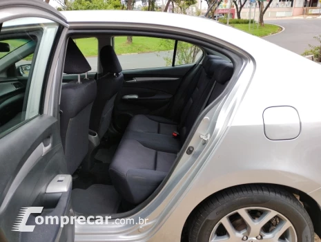 CITY 1.5 EX Sedan 16V