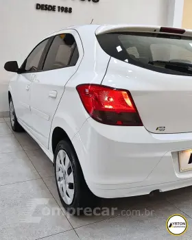 Onix Hatch 1.4 4P FLEX LT