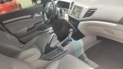 CIVIC 1.8 EXS  / TETO SOLAR