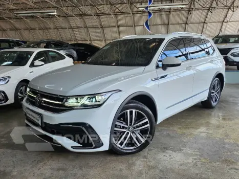 Volkswagen TIGUAN 2.0 300 TSI GASOLINA ALLSPACE R-LINE AUTOMÁTICO 4 portas