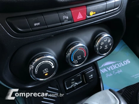 Renegade 1.8 16V Flex Sport 4P Automático