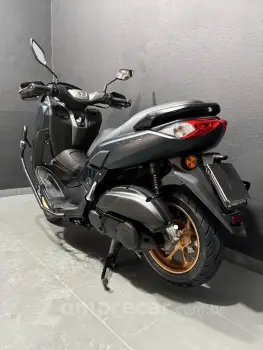 NMAX 160 CONNECTED ABS