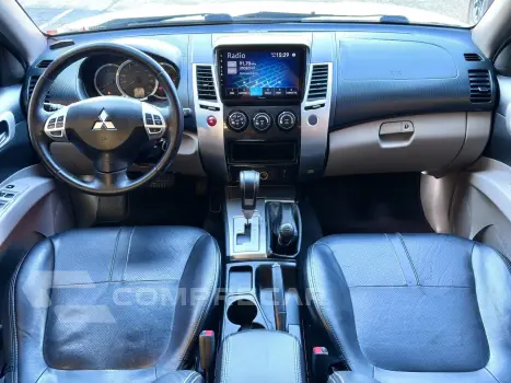 PAJERO 3.5 HPE 4X4 7 LUGARES V6 24V FLEX 4P AUTOMÁTICO
