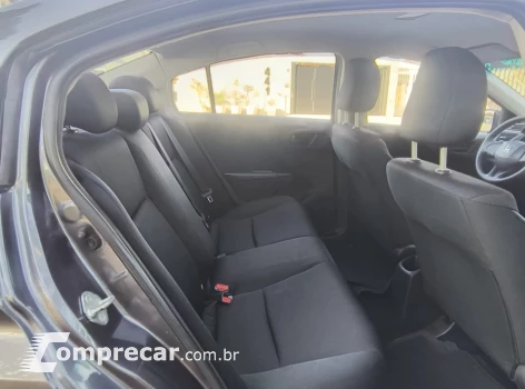 CITY 1.5 DX Sedan 16V