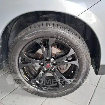 OUTLANDER 2.0 16V 160cv Aut.