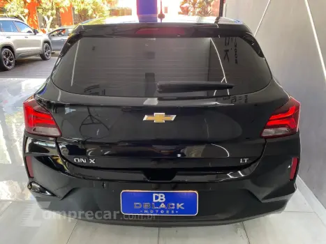 ONIX HATCH LT 1.0 12V Flex 5p Mec.