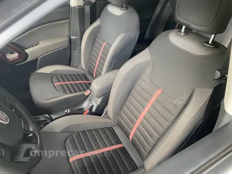 TORO 1.8 16V EVO Freedom AT6