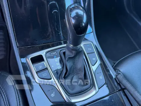 AZERA 3.0 MPFI GLS V6 24V