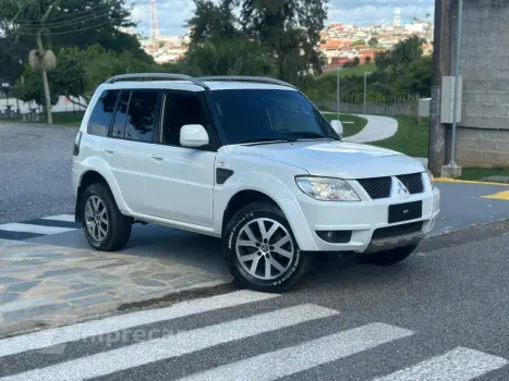 PAJERO TR4 2.0 4X2 16V 140CV FLEX 4P AUTOMÁTICO