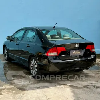 Civic Sed. LXL/LXL SE 1.8 Flex 16V Mec.