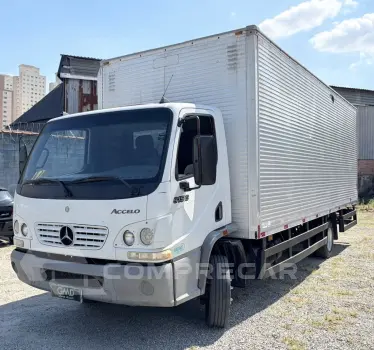 Mercedes-Benz ACCELO 915C 2 portas