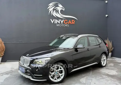 BMW X1 2.0 16V Turbo Sdrive20i 4 portas