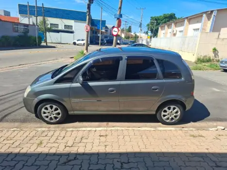 Meriva 1.8 Mpfi Premium 8V Flex 4P Automatizado