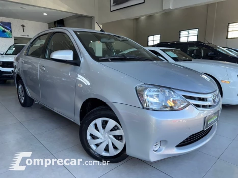 Étios Sedan XS 1.5