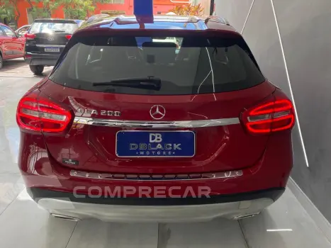 GLA 200 Advance 1.6/1.6 TB 16V Flex Aut.