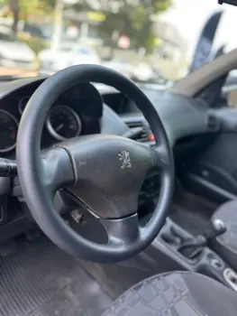 207 Sedan Passion XR 1.4 Flex 8V 4p