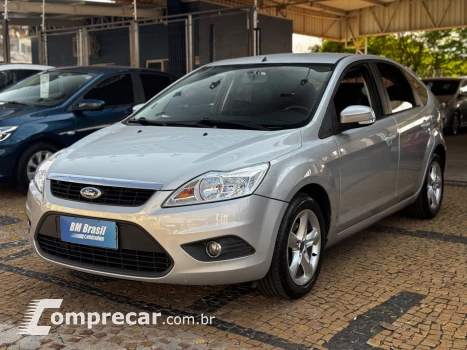 FORD FOCUS 1.6 8V 4 portas