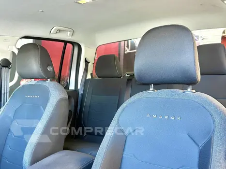 AMAROK 3.0 V6 TDI DIESEL COMFORTLINE CD 4MOTION AUTOMÁTICO
