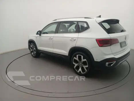 TAOS 1.4 250 TSI TOTAL FLEX HIGHLINE AUTOMÁTICO