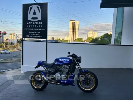 Triumph Trophy 1200