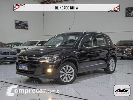 Volkswagen TIGUAN 2.0 TSI 16V Turbo 4 portas