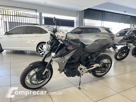 F900 R SPORT