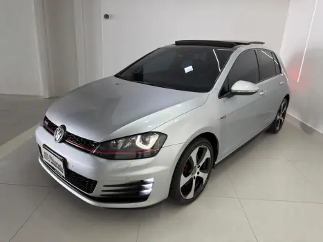 Volkswagen GOLF GTI AD 4 portas