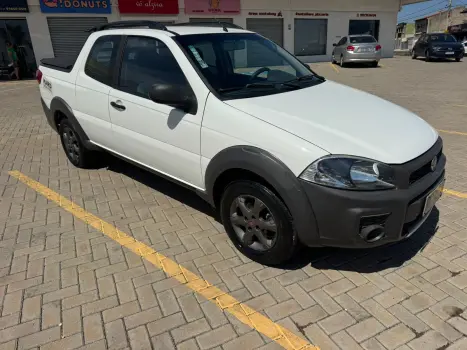 Strada Hard Working 1.4 CD 2016 3 portas Completa