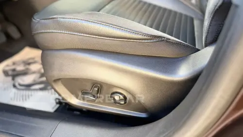 COMMANDER 1.3 T270 Turbo Limited