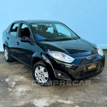 Fiesta Sedan SE 1.6 8V Flex 4p