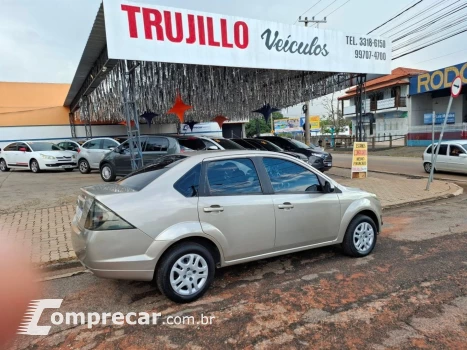 Fiesta 1.6 Mpi Sedan 8V Flex 4P Manual