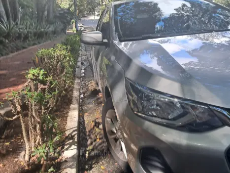 ONIX 1.0 Turbo Plus LT